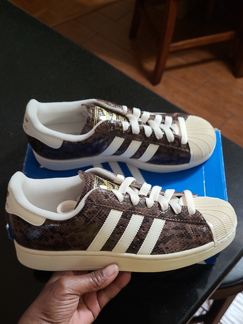 Adidas Snake-Print Superstar ll